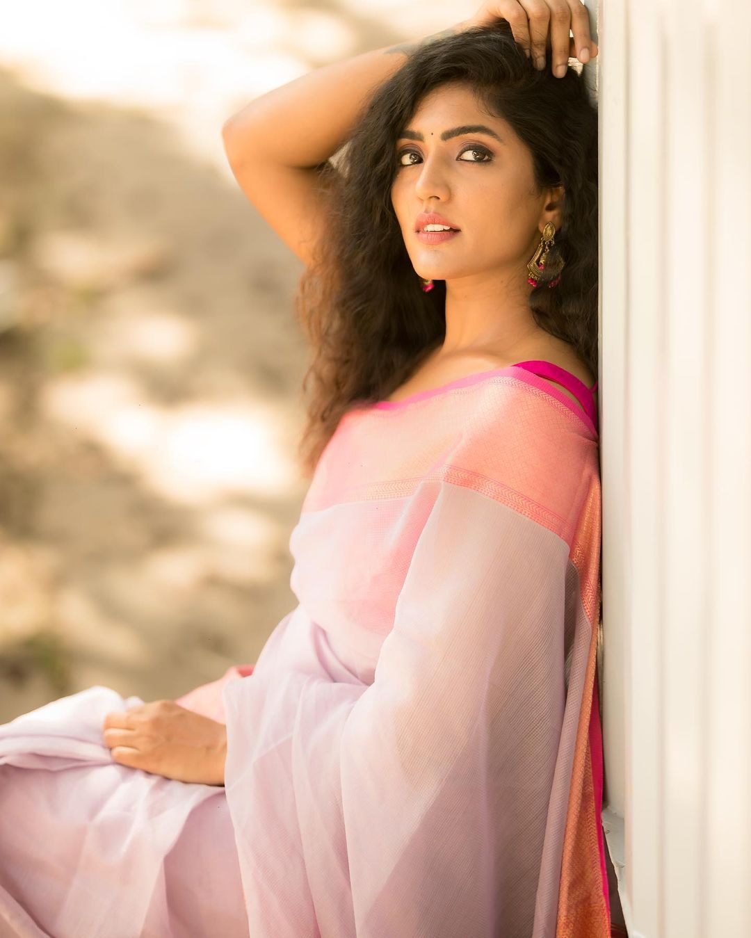 Eesha Rebba Stunning Latest Saree Photoshoot Collection