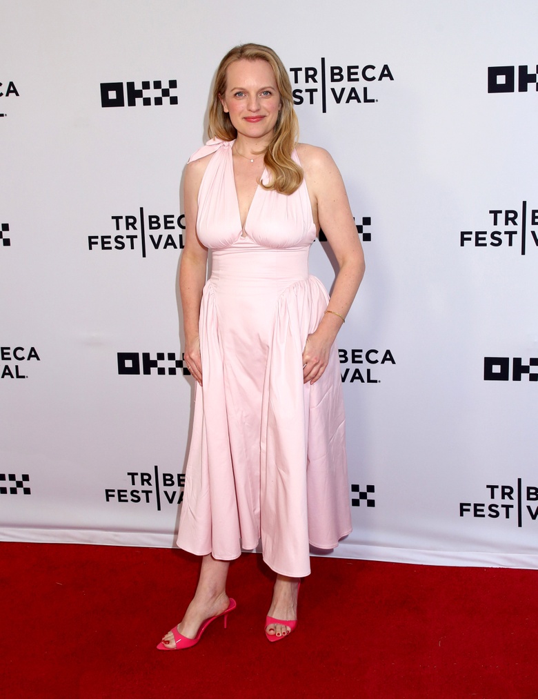 Elizabeth Moss Captivates in Stunning Ensemble at Hollywood Event