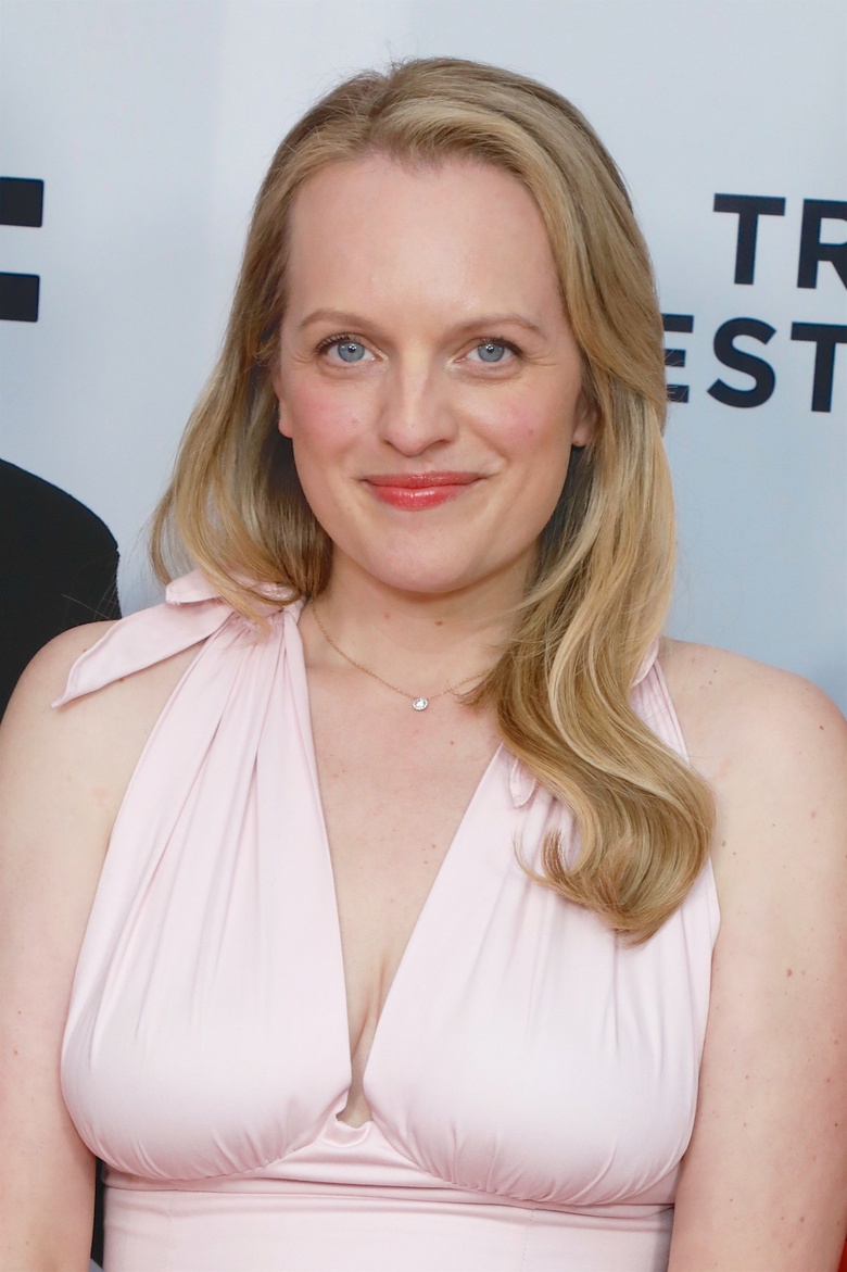 Elizabeth Moss Captivates in Stunning Ensemble at Hollywood Event