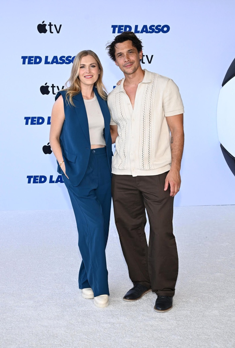 Eliza Taylor Captivates in Stunning Ensemble at Hollywood Premiere!