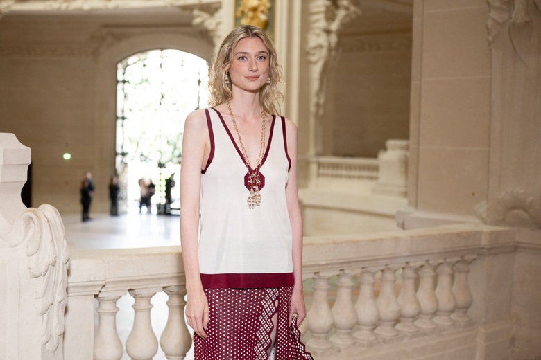 Elizabeth Debicki Commands the Runway at Paris Fashion Week