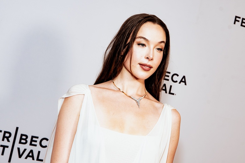 Ella Beatty Shines in Stunning Red Ensemble at Event