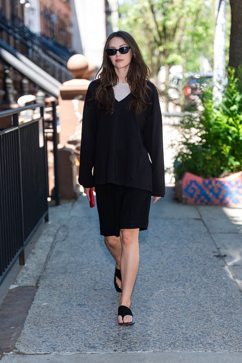 Ella Hunt's Stunning Look Captures Fans Worldwide
