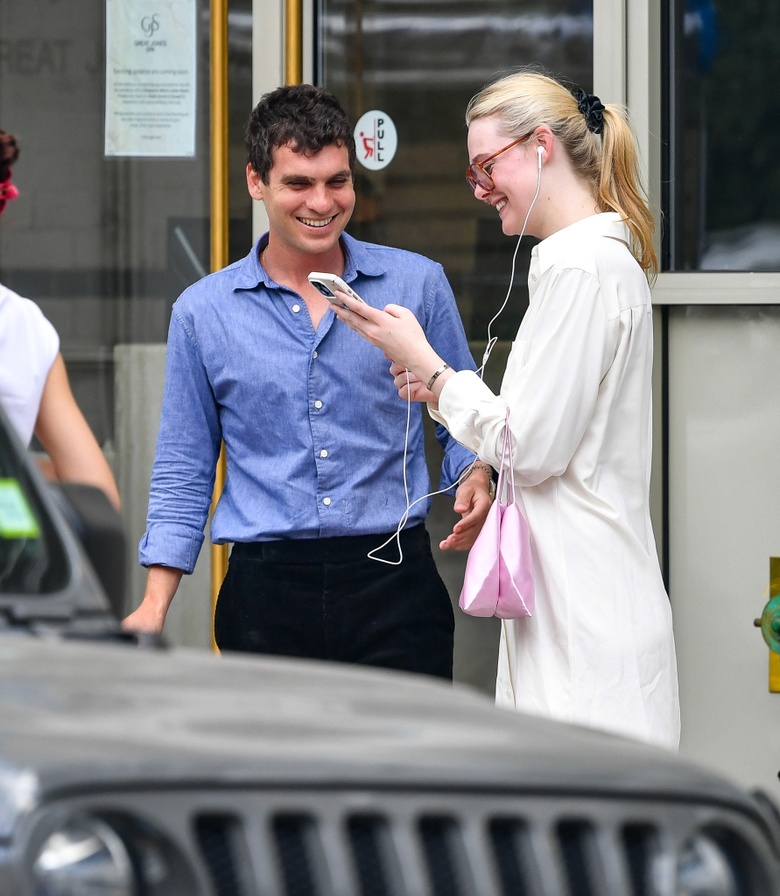 Elle Fanning's Stunning Look Captures Global Admiration