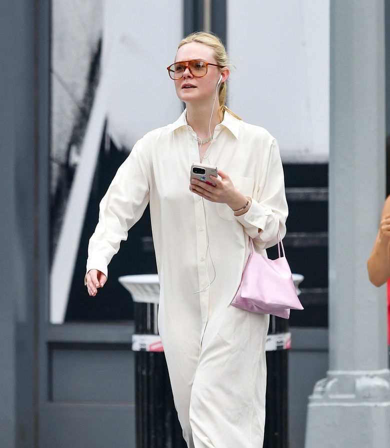 Elle Fanning's Stunning Look Captures Global Admiration