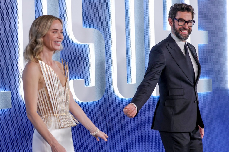 Emily Blunt's Stunning Fashion Moments: A Visual Feast