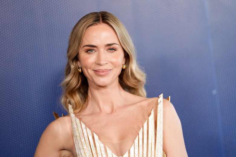 Emily Blunt's Stunning Fashion Moments: A Visual Feast