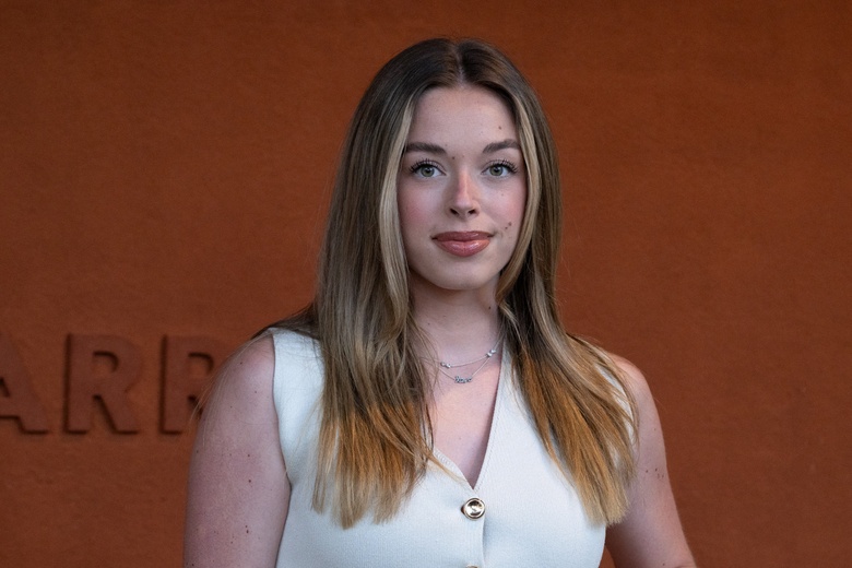 Emma Broyon's Stunning Look Captures Fan Attention
