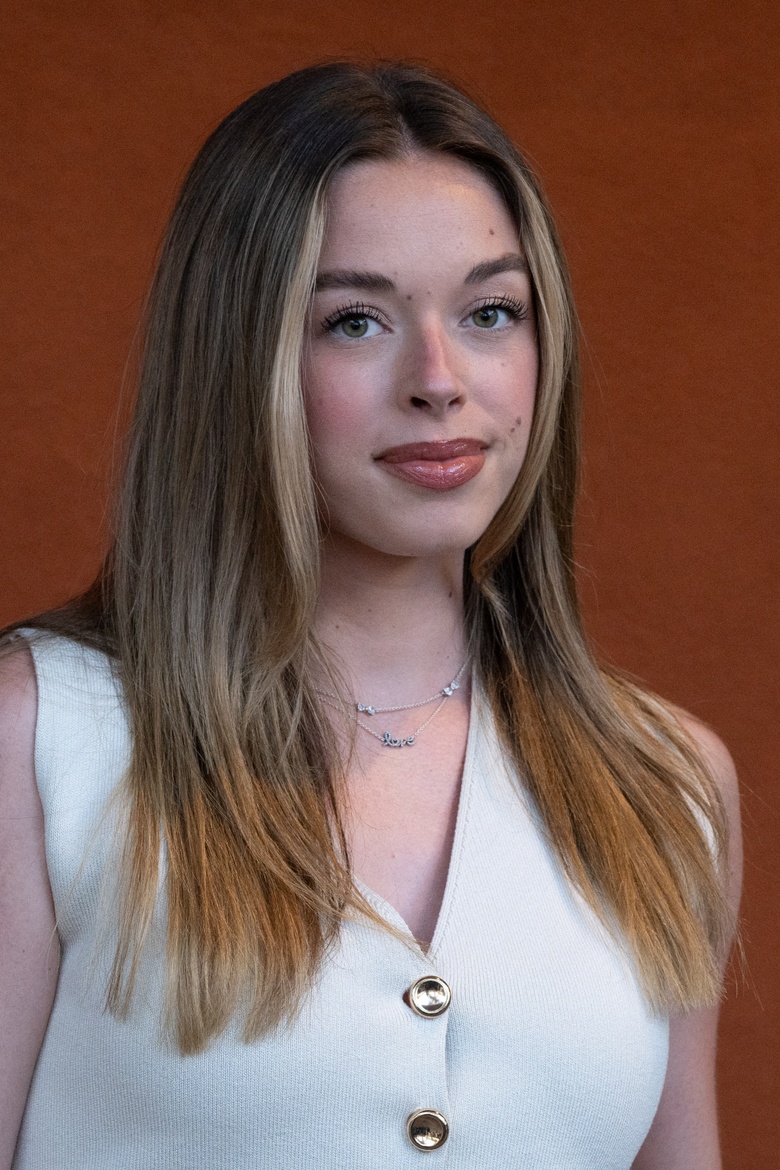 Emma Broyon's Stunning Look Captures Fan Attention