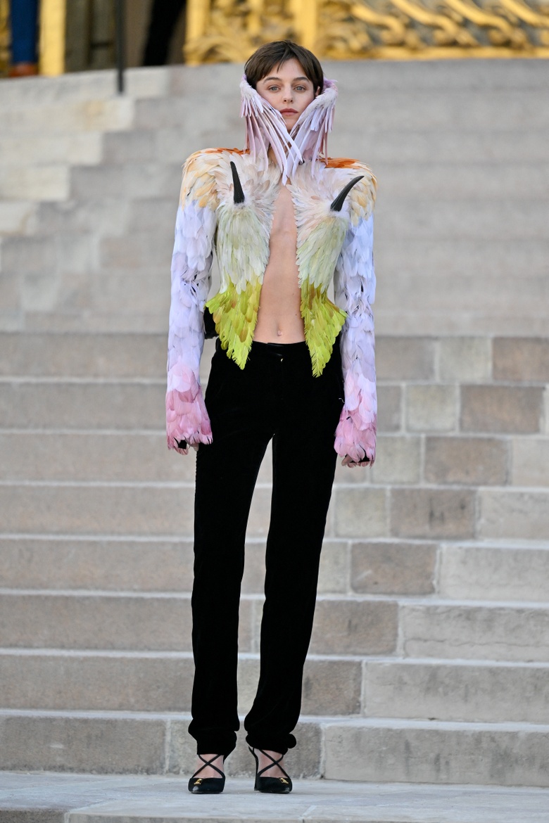 Emma Corrin’s Parisian Moment at Schiaparelli Haute Couture