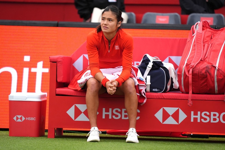 Emma Raducanu's Stunning Style and Tennis Journey Glow Up!