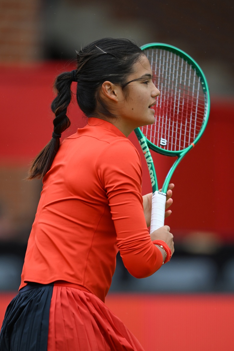 Emma Raducanu's Stunning Style and Tennis Journey Glow Up!