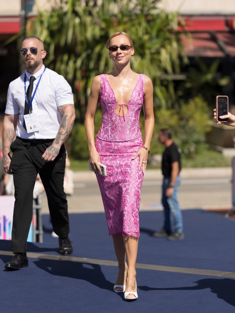 Ester Exposito Steals the Spotlight at Monte-Carlo Festival!