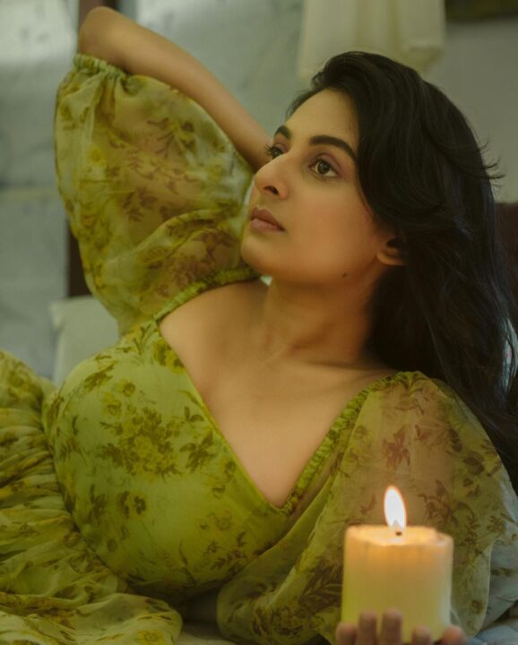 Esther Anil's Ethereal Glow: A Dreamy Indoor Session