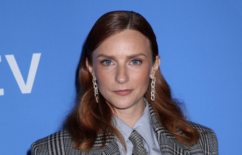 Faye Marsay Steals the Spotlight at Premiere Events