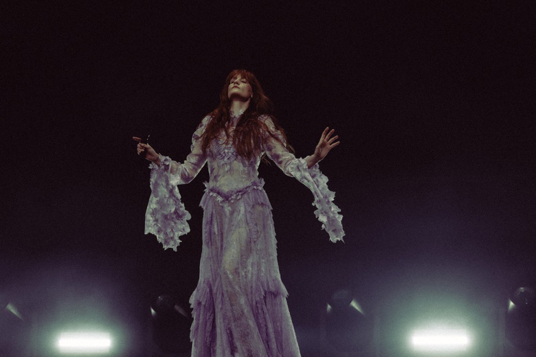 Florence Welch Commands the Spotlight in a Symphony of Style and Soul