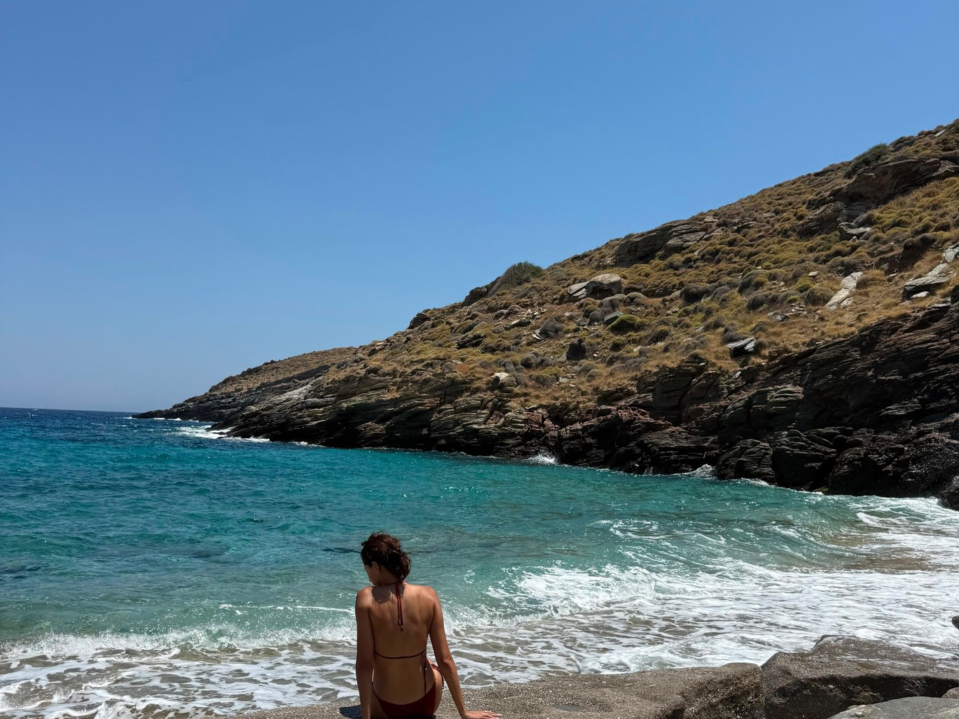 Ananya Panday’s Dreamy Greece Getaway: Effortless Style Goals!