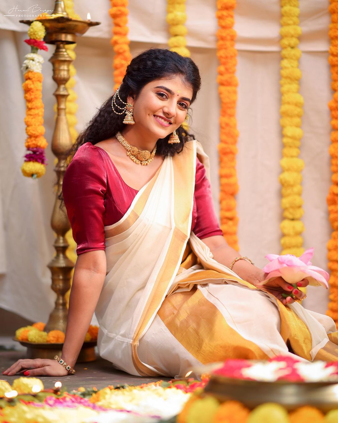 Gabriella Charlton's Elegant Onam Celebration Photos 2023