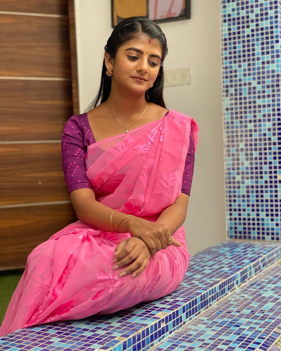 Gabriella Charlton Saree Photos Stunning Traditional Elegance