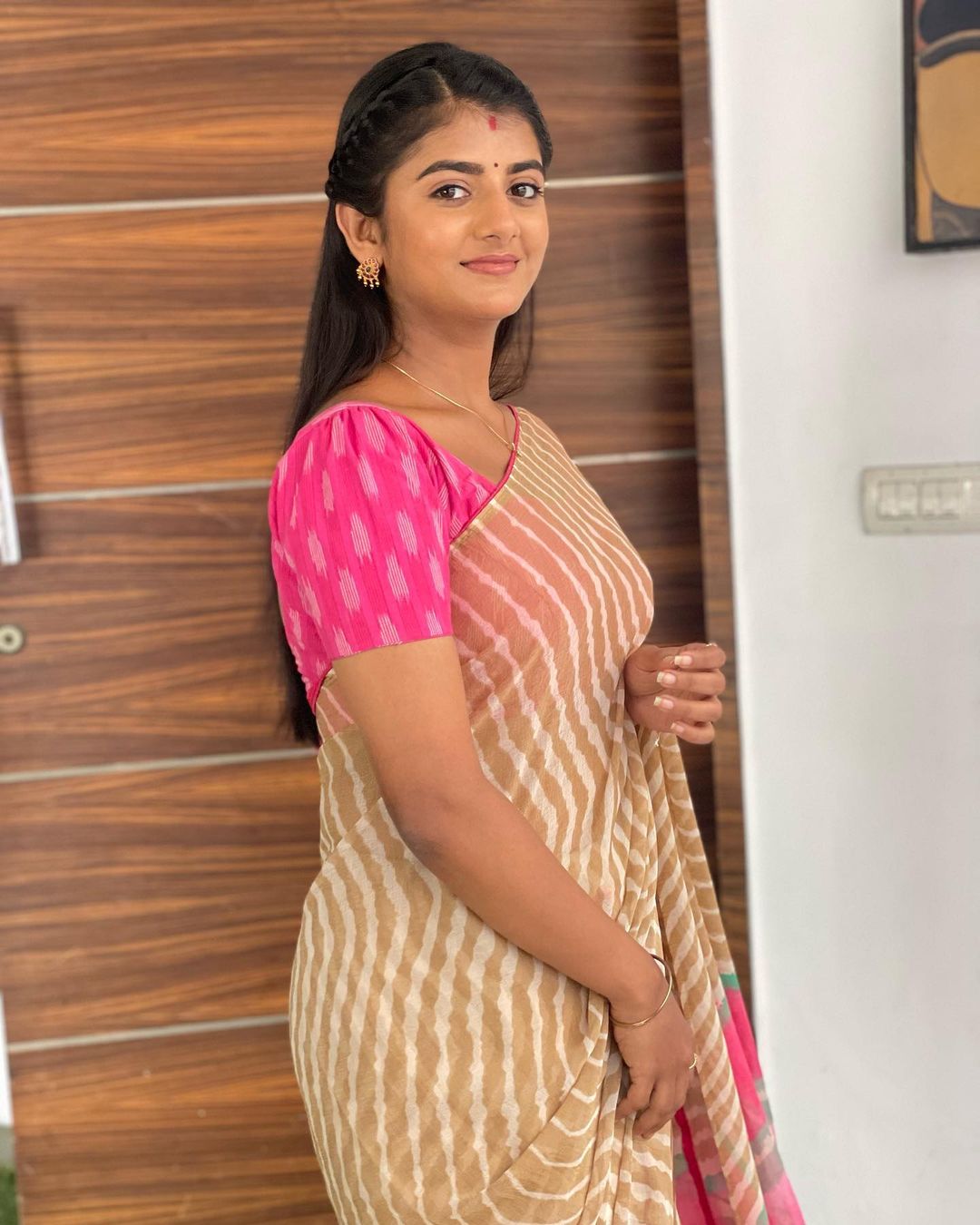 Gabriella Charlton Saree Photos Stunning Traditional Elegance