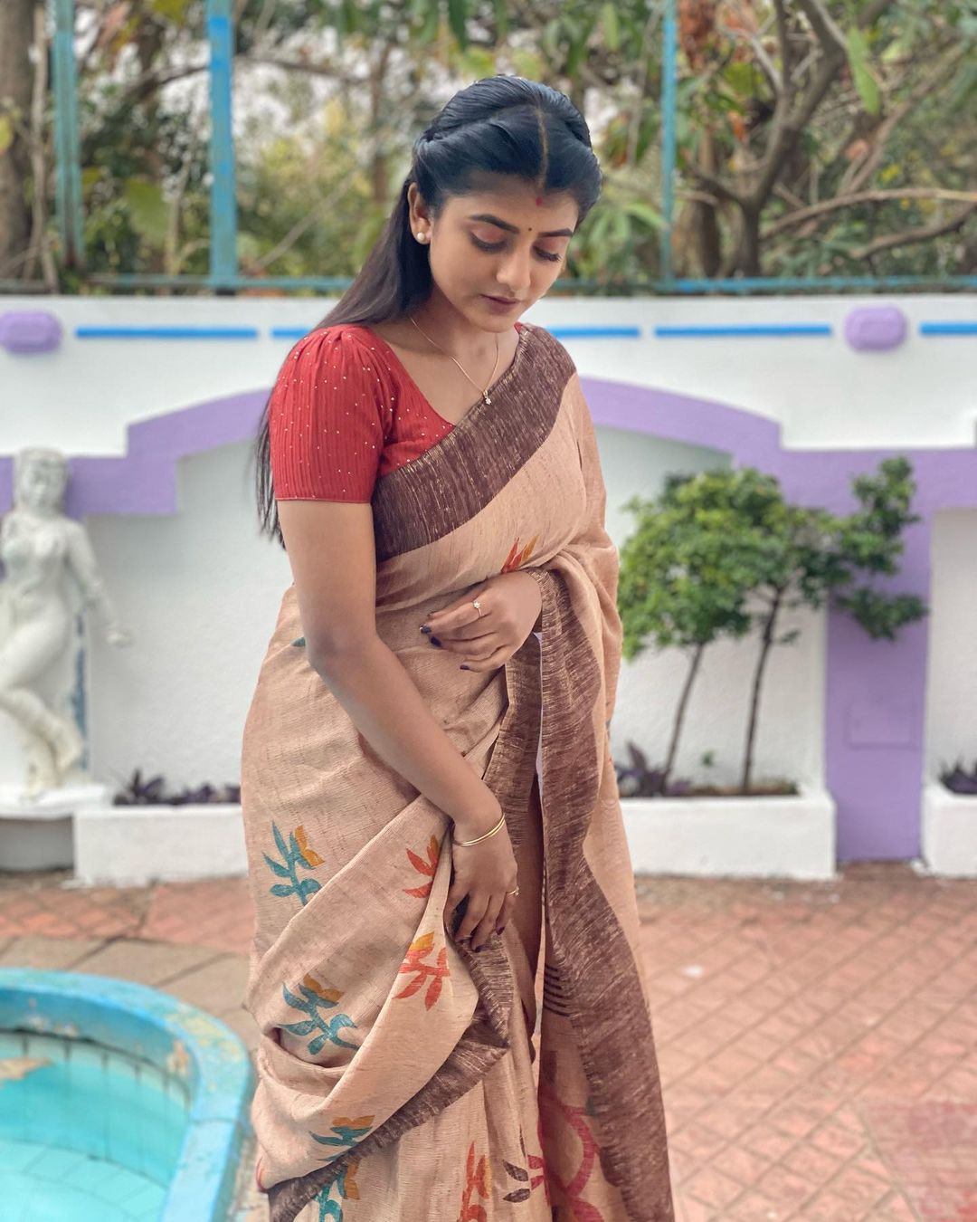 Gabriella Charlton Saree Photos Stunning Traditional Elegance