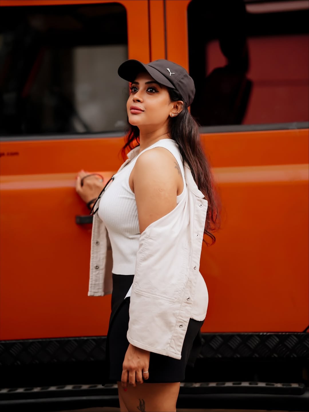 Gayathri Shan: Coastal Glamour and Bohemian Vibes