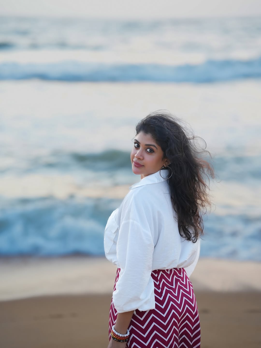 Gayathri Shan: Coastal Glamour and Bohemian Vibes