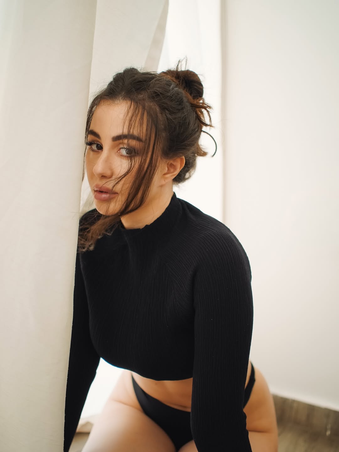 Giorgia Andriani Owns the Spotlight in Stunning Black Monochrome Glam