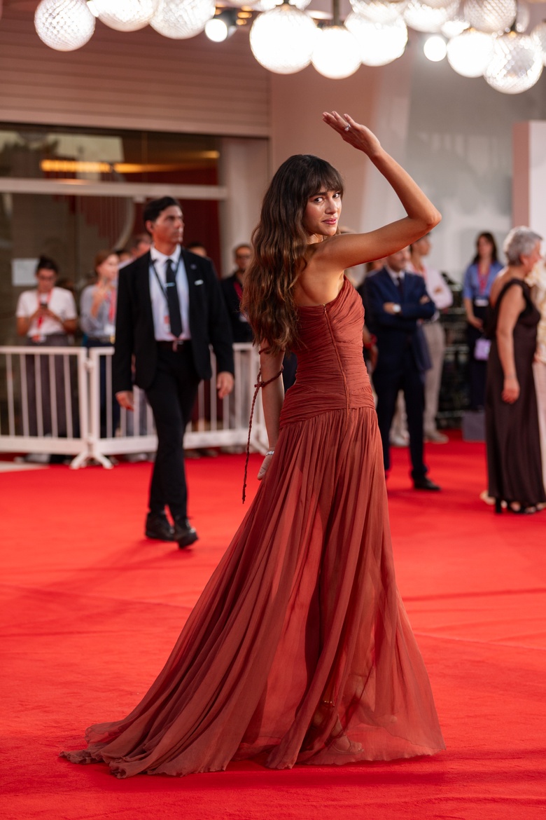 Giulia Petronio Steals the Show at the Venice Film Festival