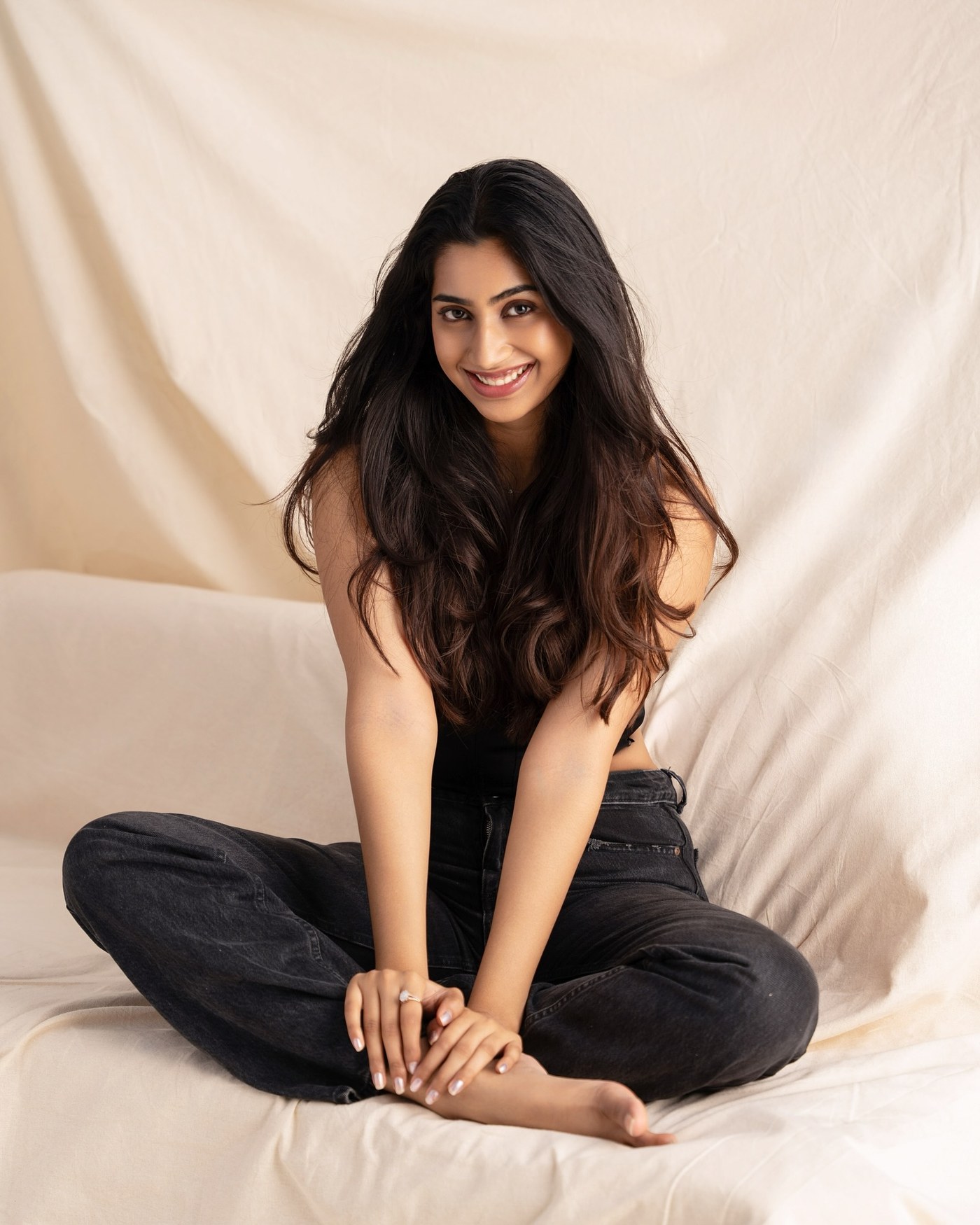 Gomathy Reddy's Timeless Elegance: Mastering the Art of Poise and Style