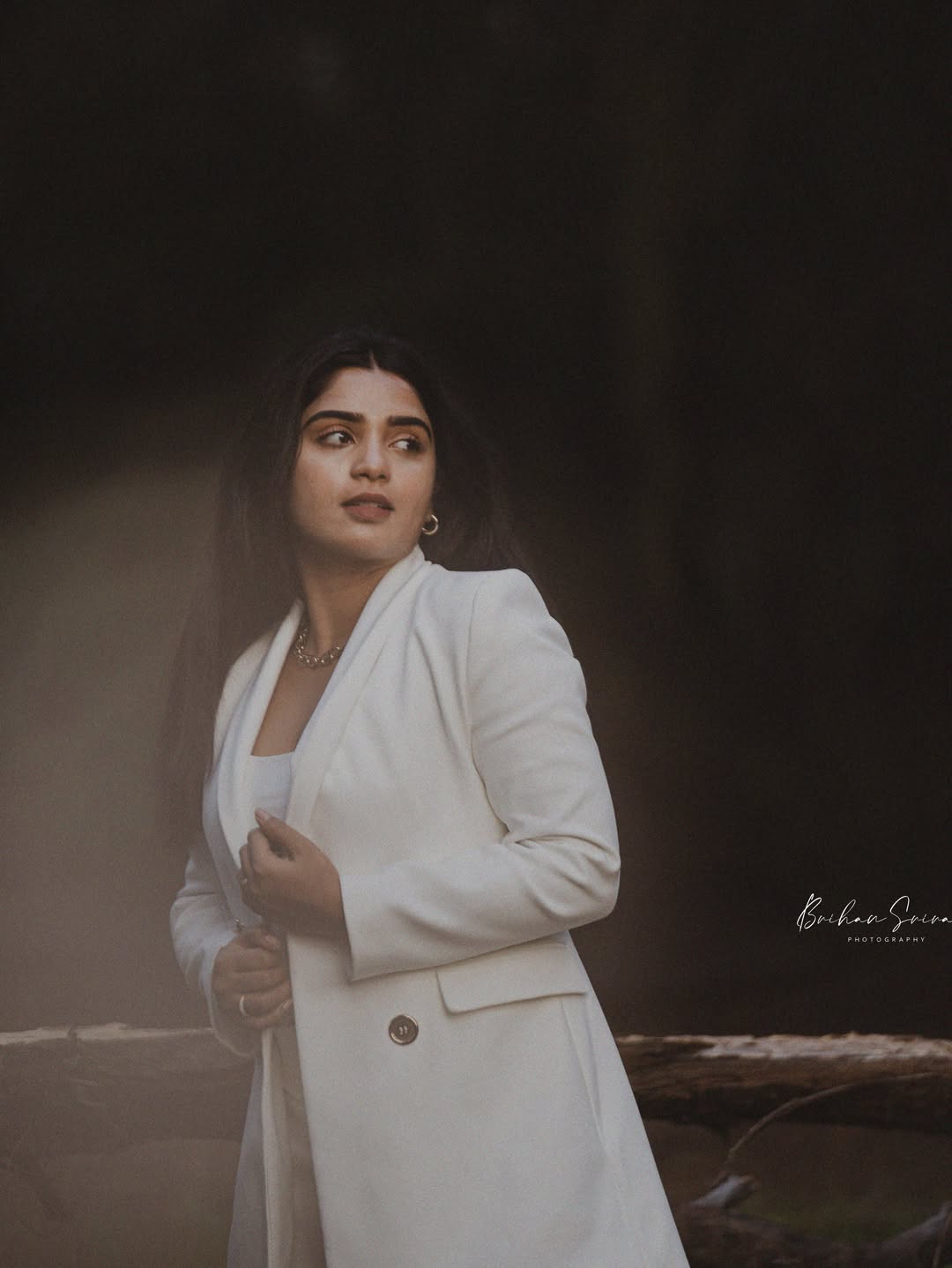 Gouri Kishan’s Chic Transformation! Stealing Hearts in White and Shades of Elegance