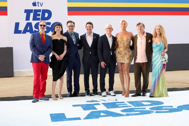 Hannah Waddingham’s Radiant Style Steals the Spotlight at Hollywood Events