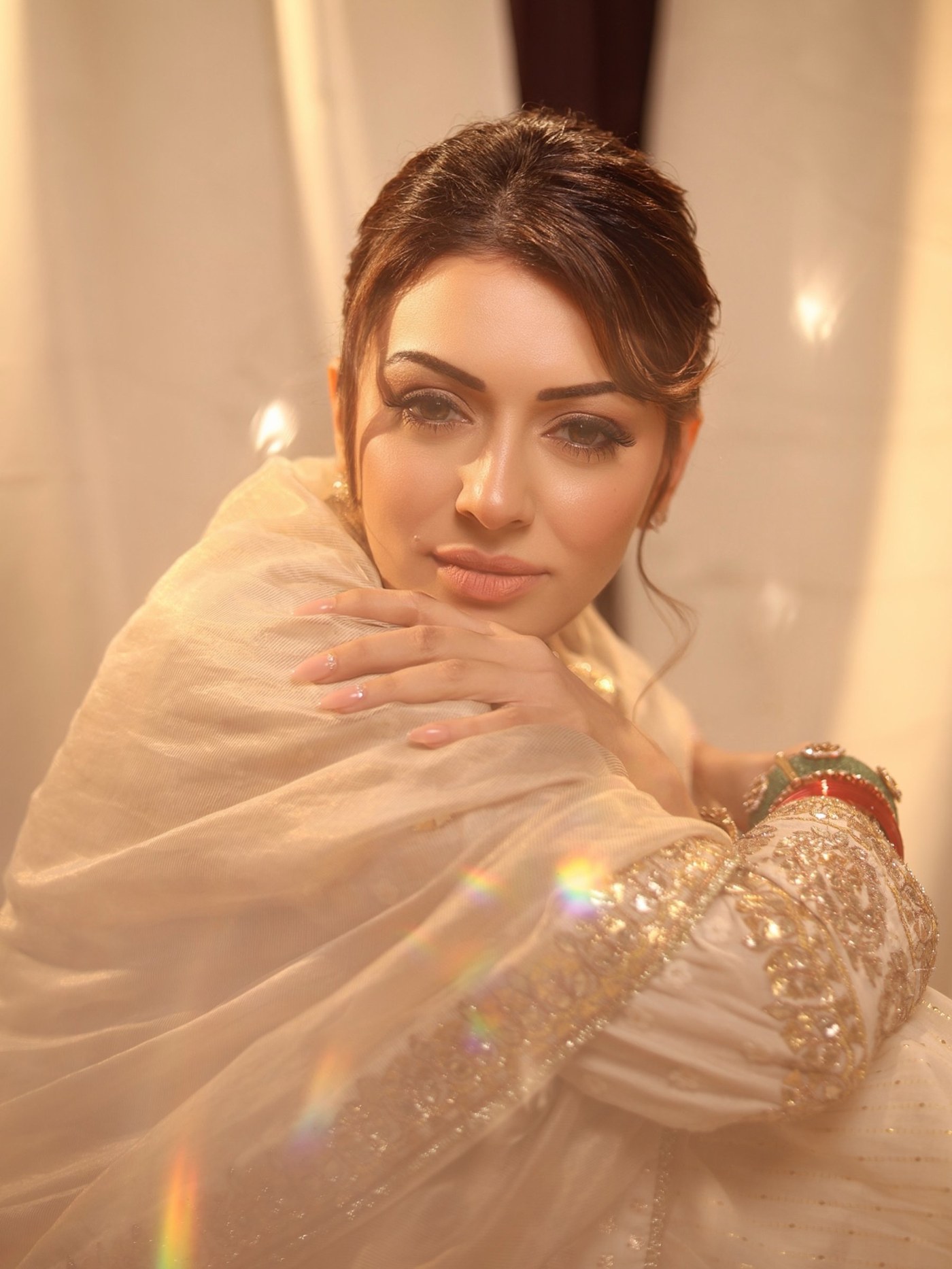 Hansika Motwani Masterclass: Balancing Tradition and Modern Silhouettes