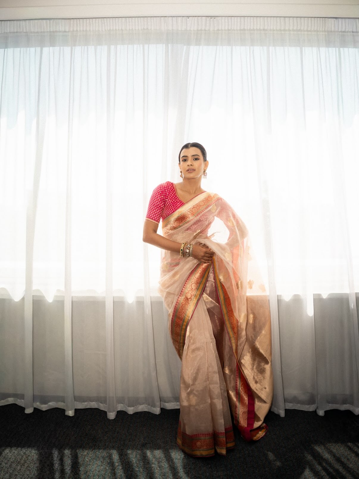 Hebah Patel's Silk Saree Moment: A Masterclass in Festive Elegance