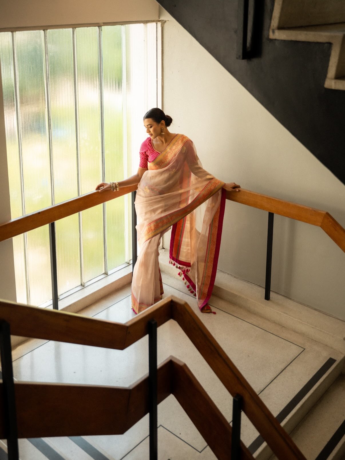Hebah Patel's Silk Saree Moment: A Masterclass in Festive Elegance