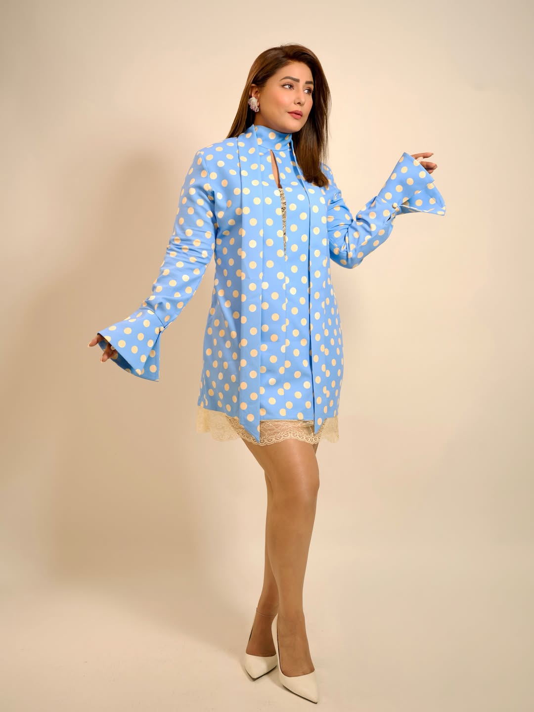 Hina Khan’s Polka Dot Perfection: A Lesson in Playful Glamour!
