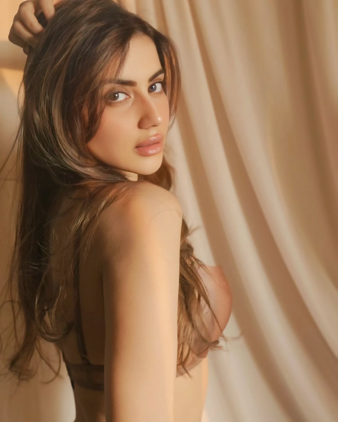 Hritiqa Chheber Denim Glam Look Sets the High Fashion Trend