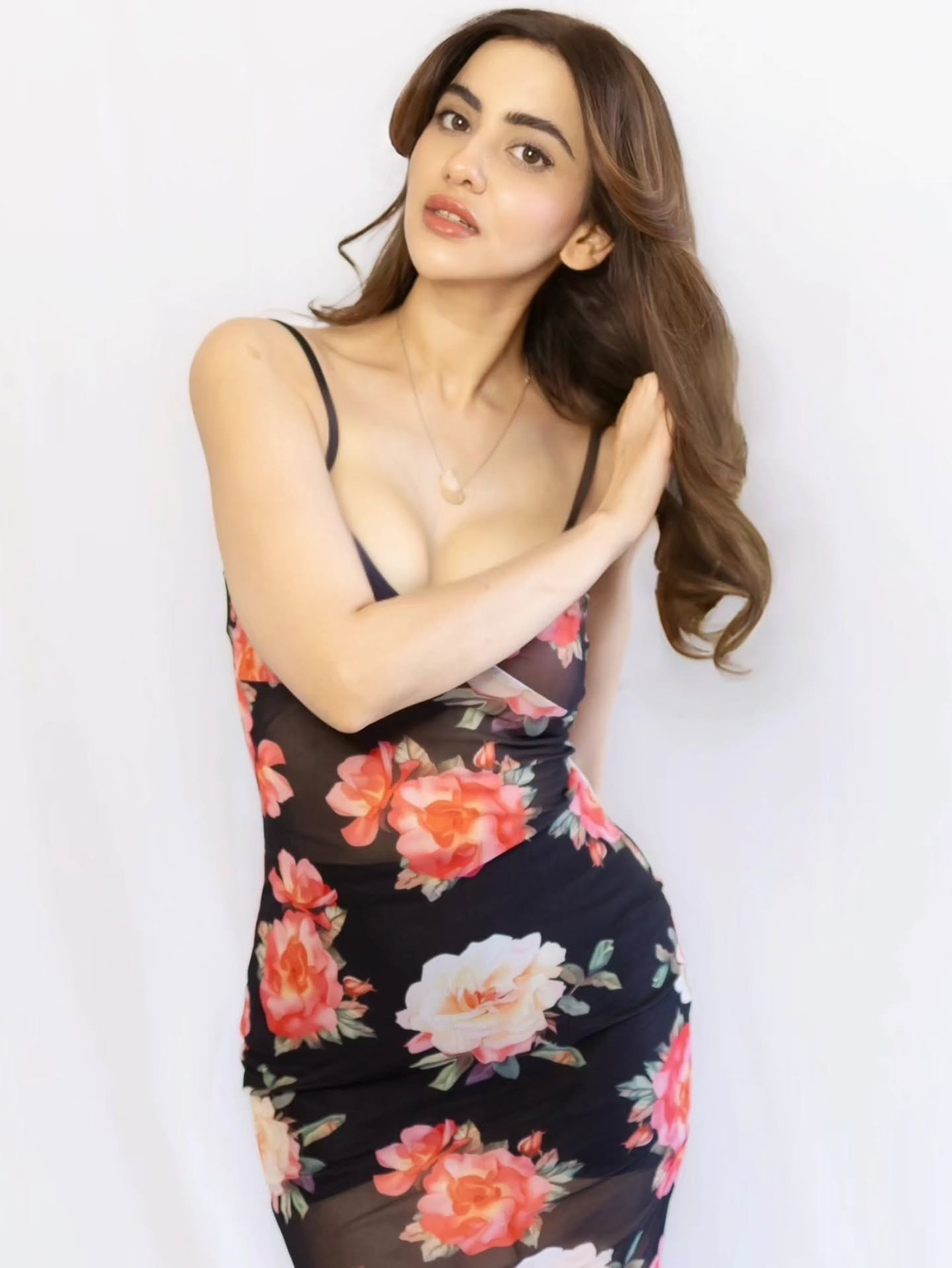 Hritiqa Chheber Redefines Modern Glamour with Romantic Floral Styling