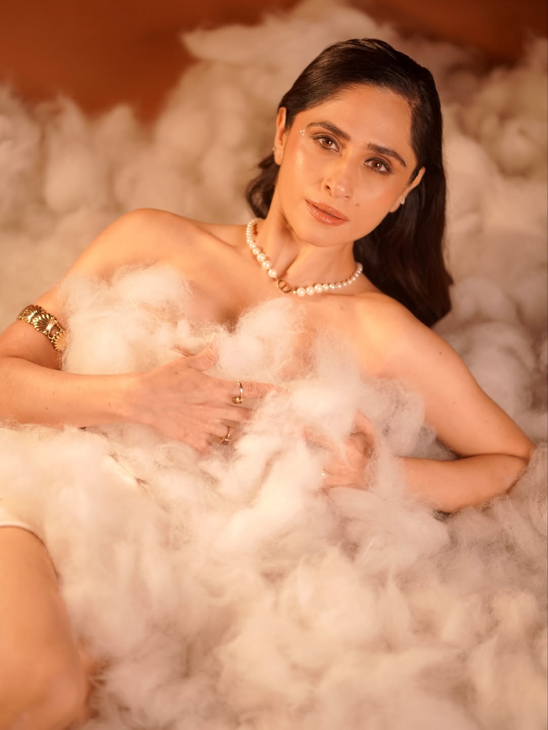 Hunar Hali's Fluffy & Glamorous Aesthetic
