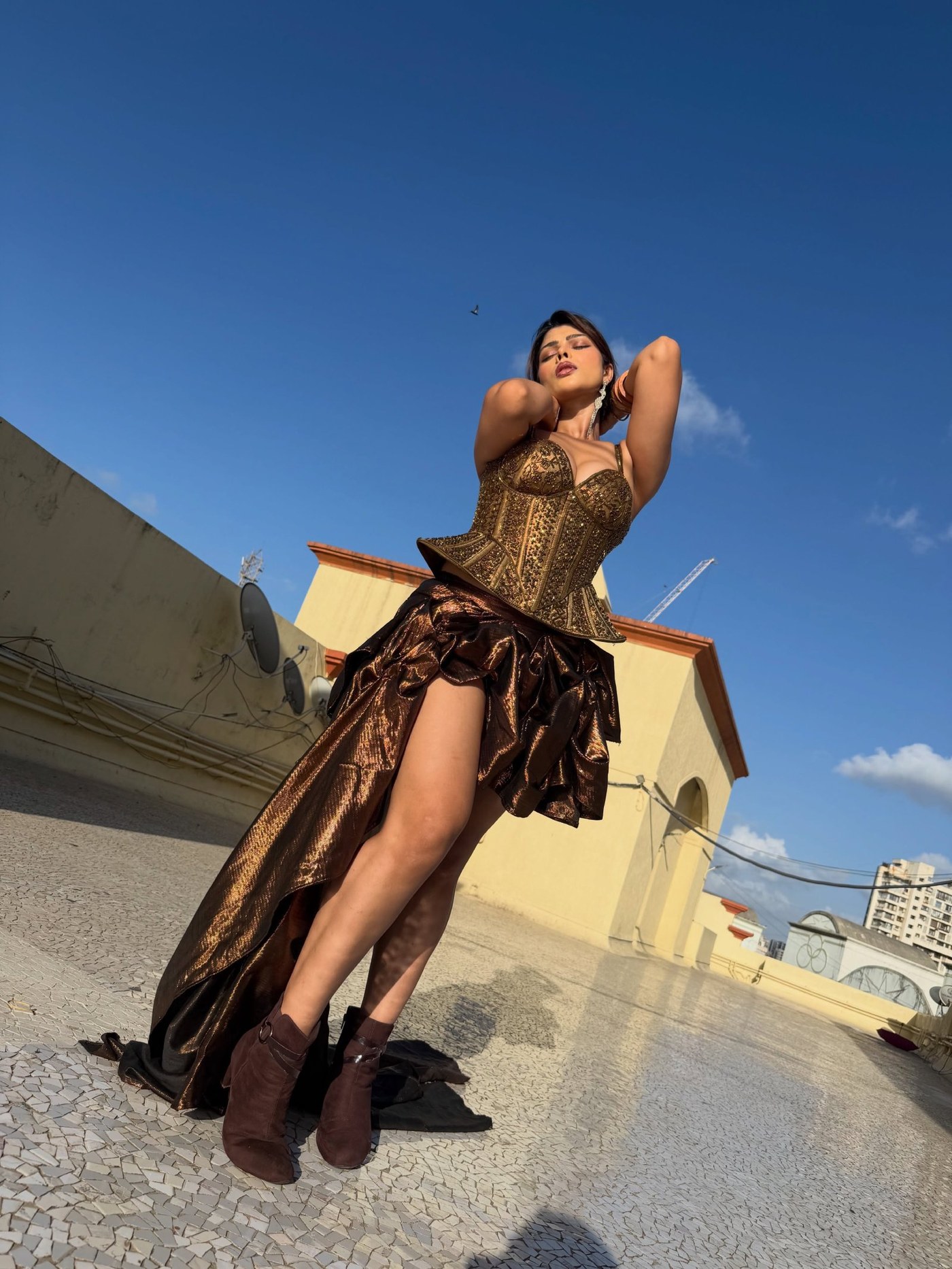 Mahima Gupta's Metallic Glamour: A Bold Fashion Statement Winning Hearts Online