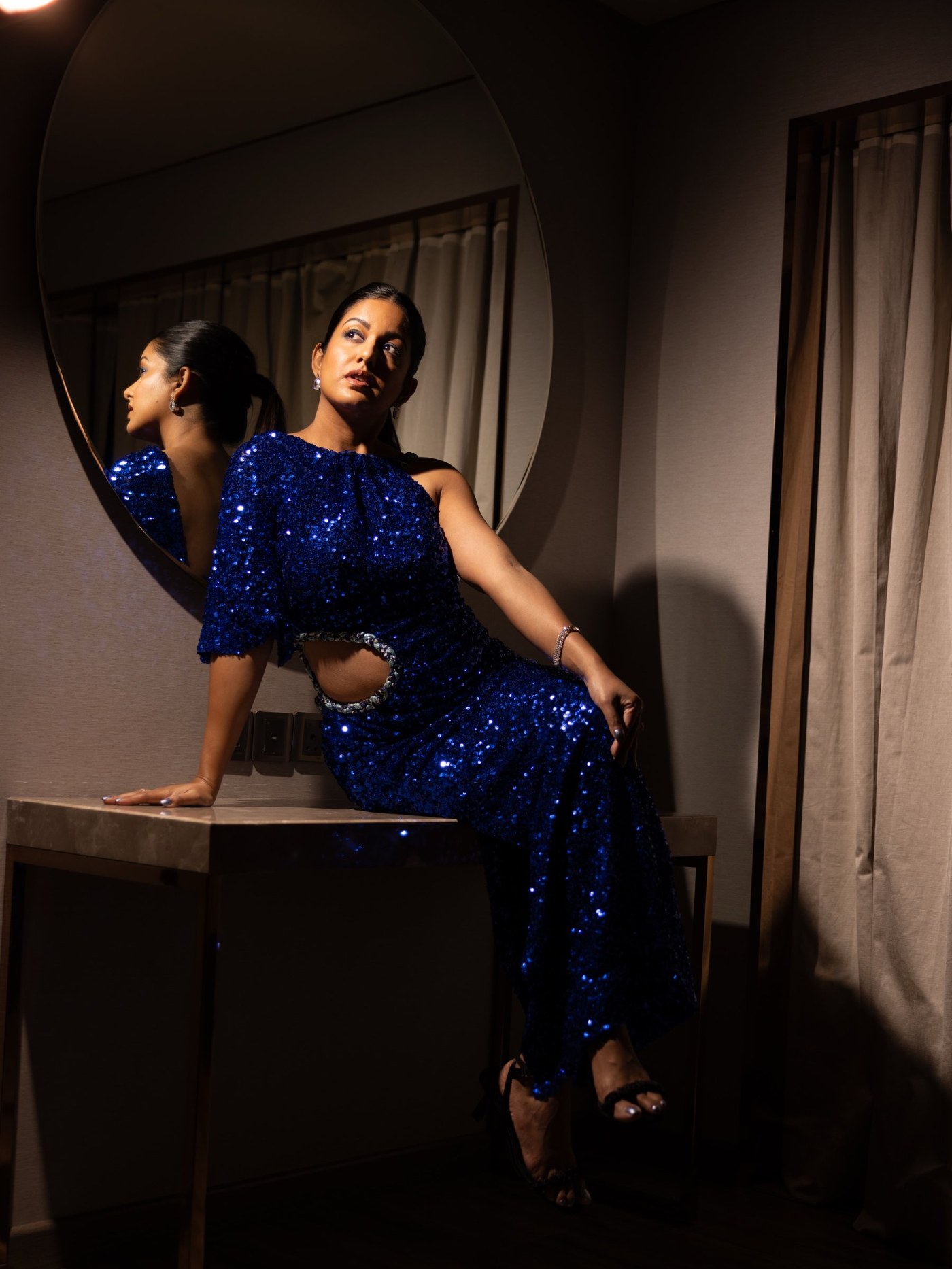 Ishita Dutta Sheth Owns the Deep Blue Dream in Effortlessly Modern Glamour