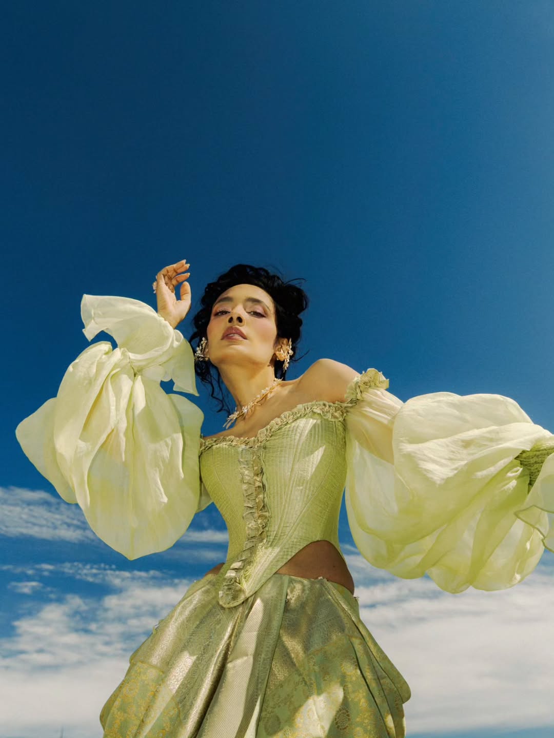 Ishita Mangal's Dreamy Outdoor Portrait Gallery