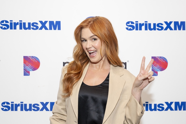Isla Fisher's Radiant Style Takes Center Stage at Hollywood Galas