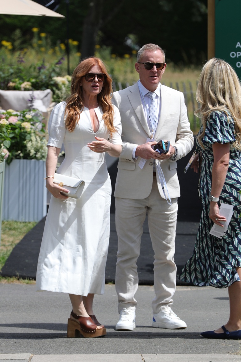 Isla Fisher’s Chic Style Takes Center Stage at Wimbledon