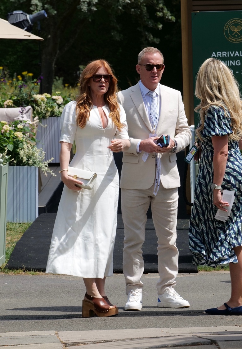 Isla Fisher’s Chic Style Takes Center Stage at Wimbledon