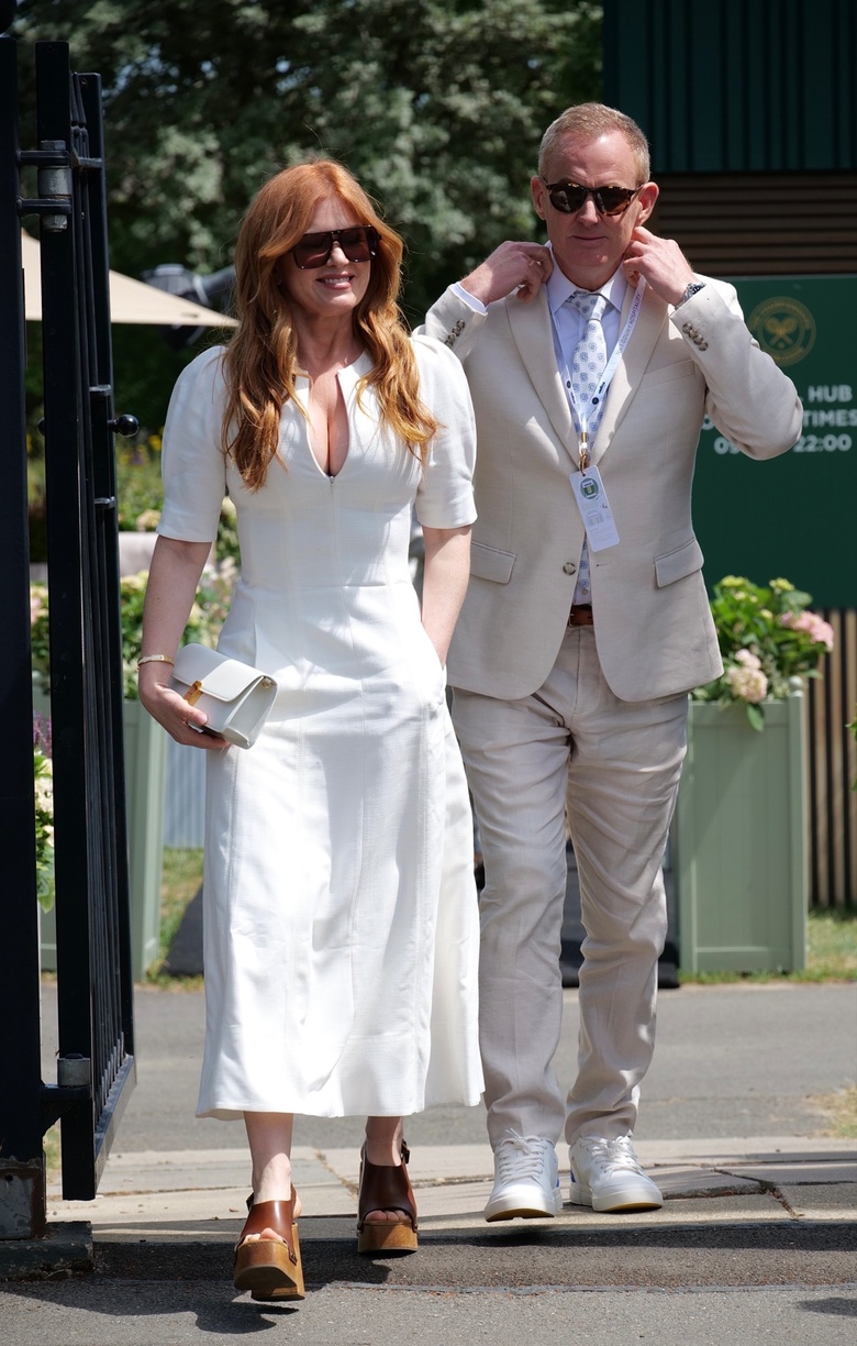 Isla Fisher’s Chic Style Takes Center Stage at Wimbledon