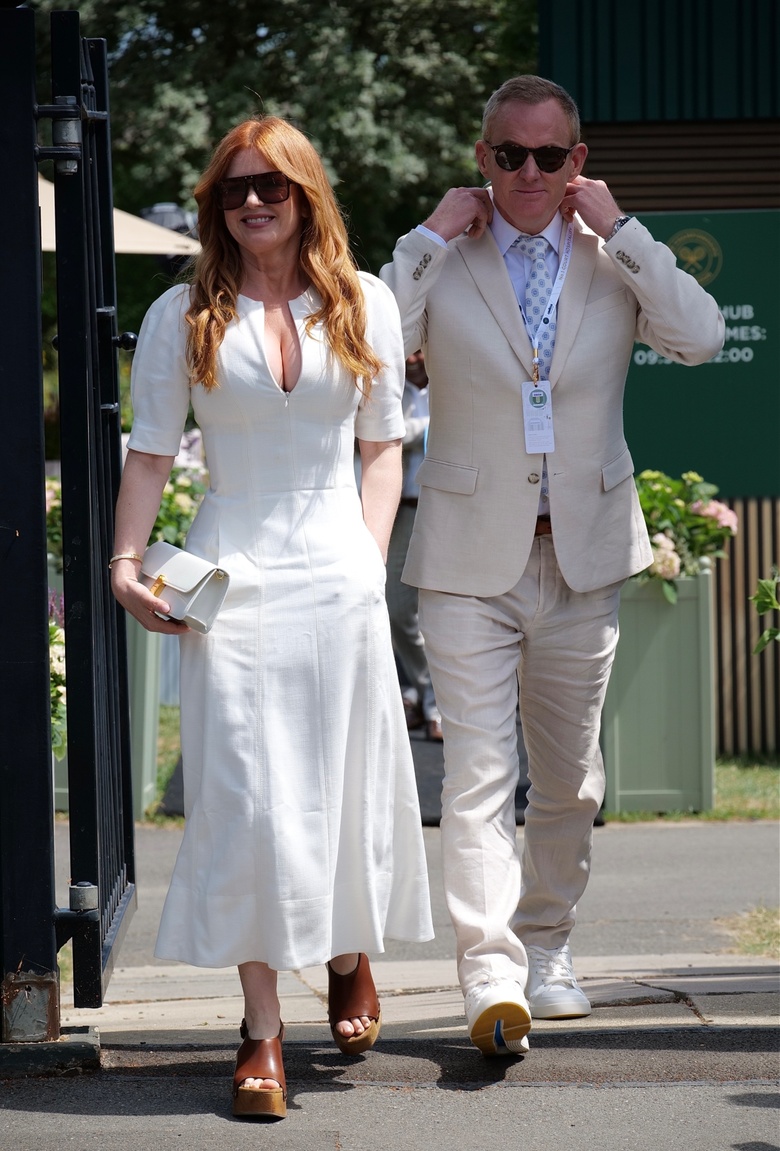 Isla Fisher’s Chic Style Takes Center Stage at Wimbledon