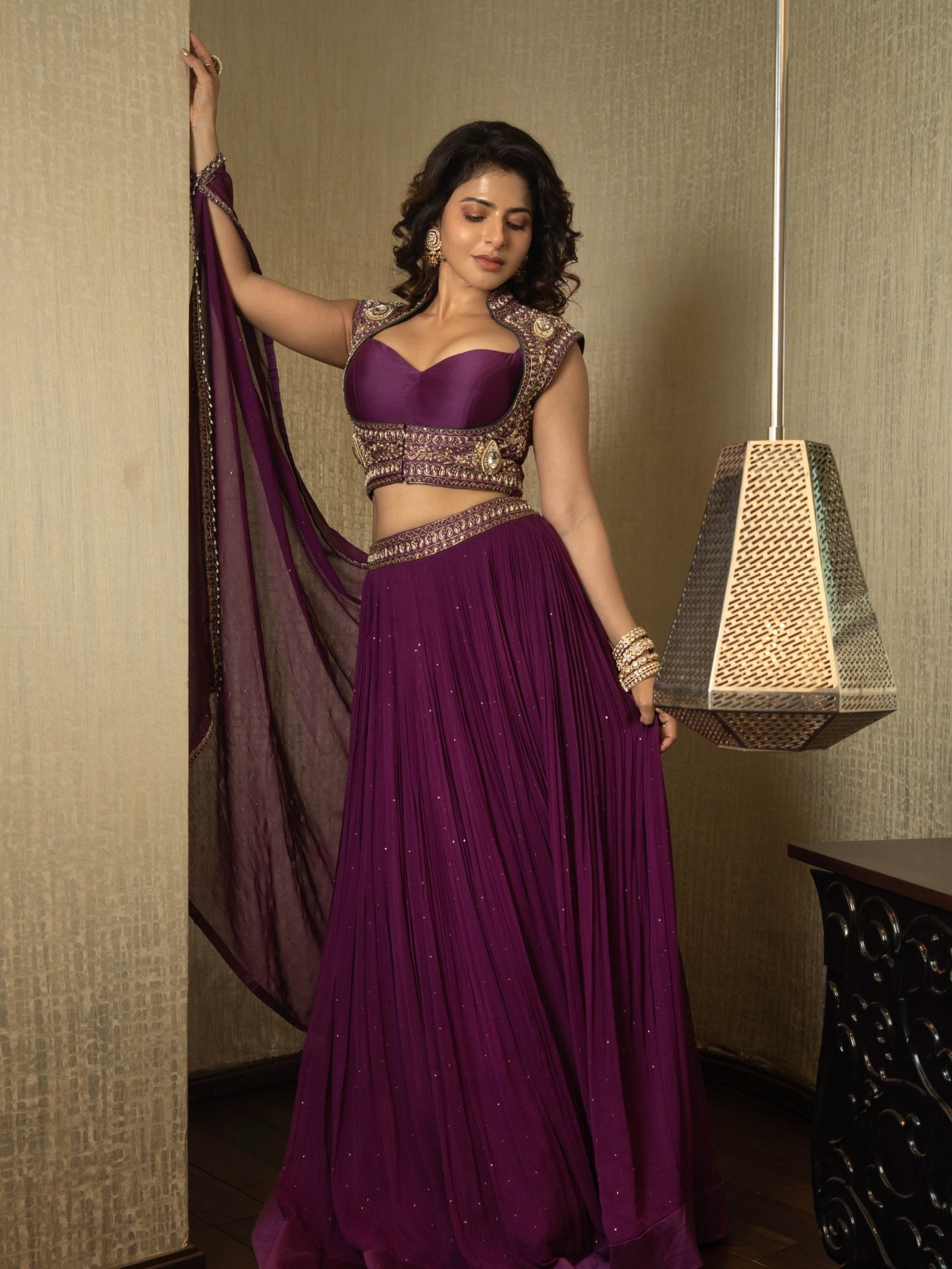 Regal Purple Dreams: Iswarya Menon Captivates in Stunning South Indian Ensemble