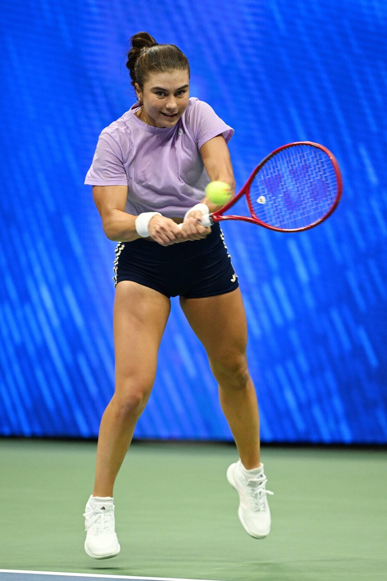 Iva Jovic on Court: Capturing Focus and Power at the US Open