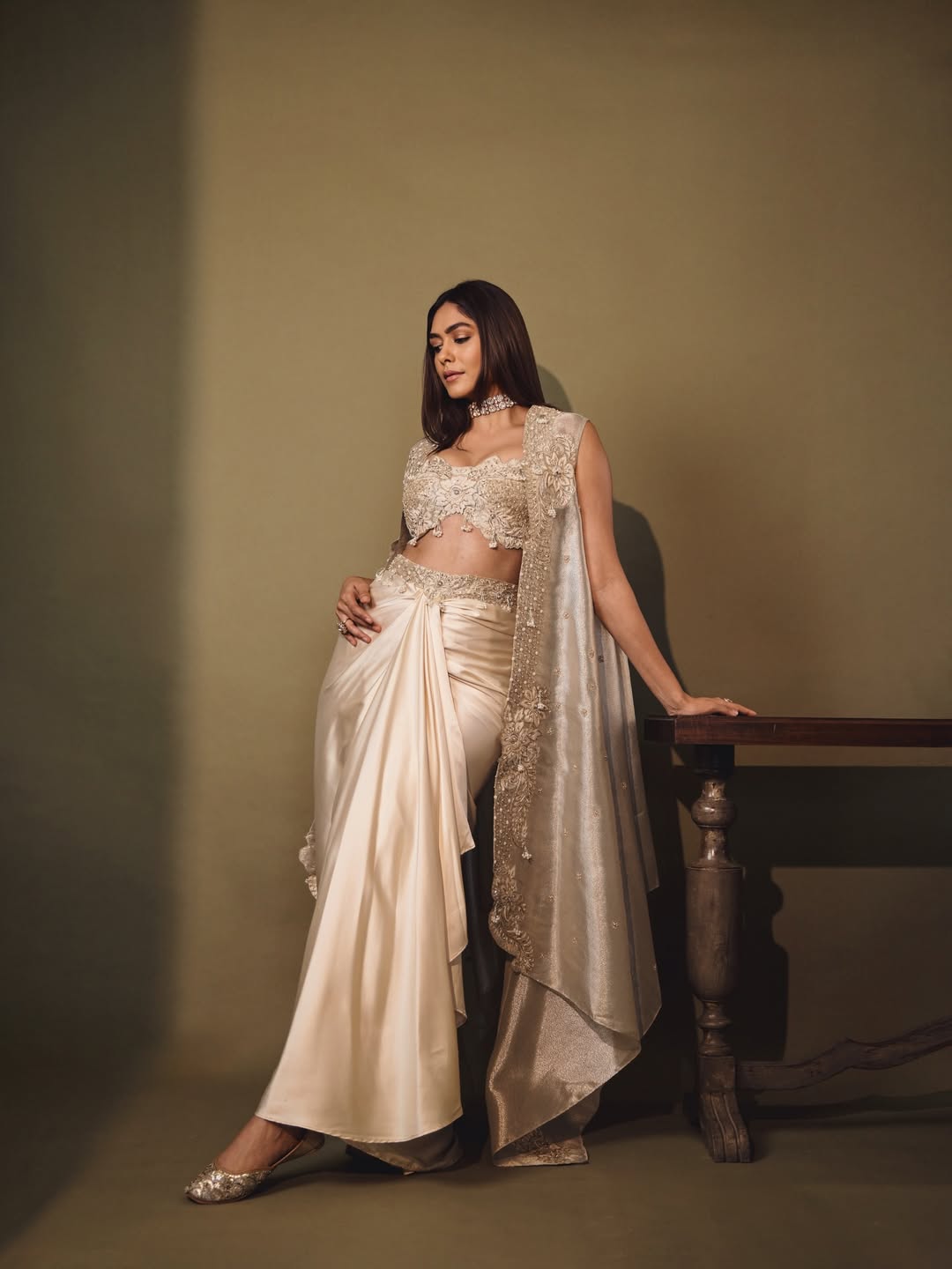 Mrunal Thakur's Ivory Glow: How One Look Defined Regal Indian Elegance